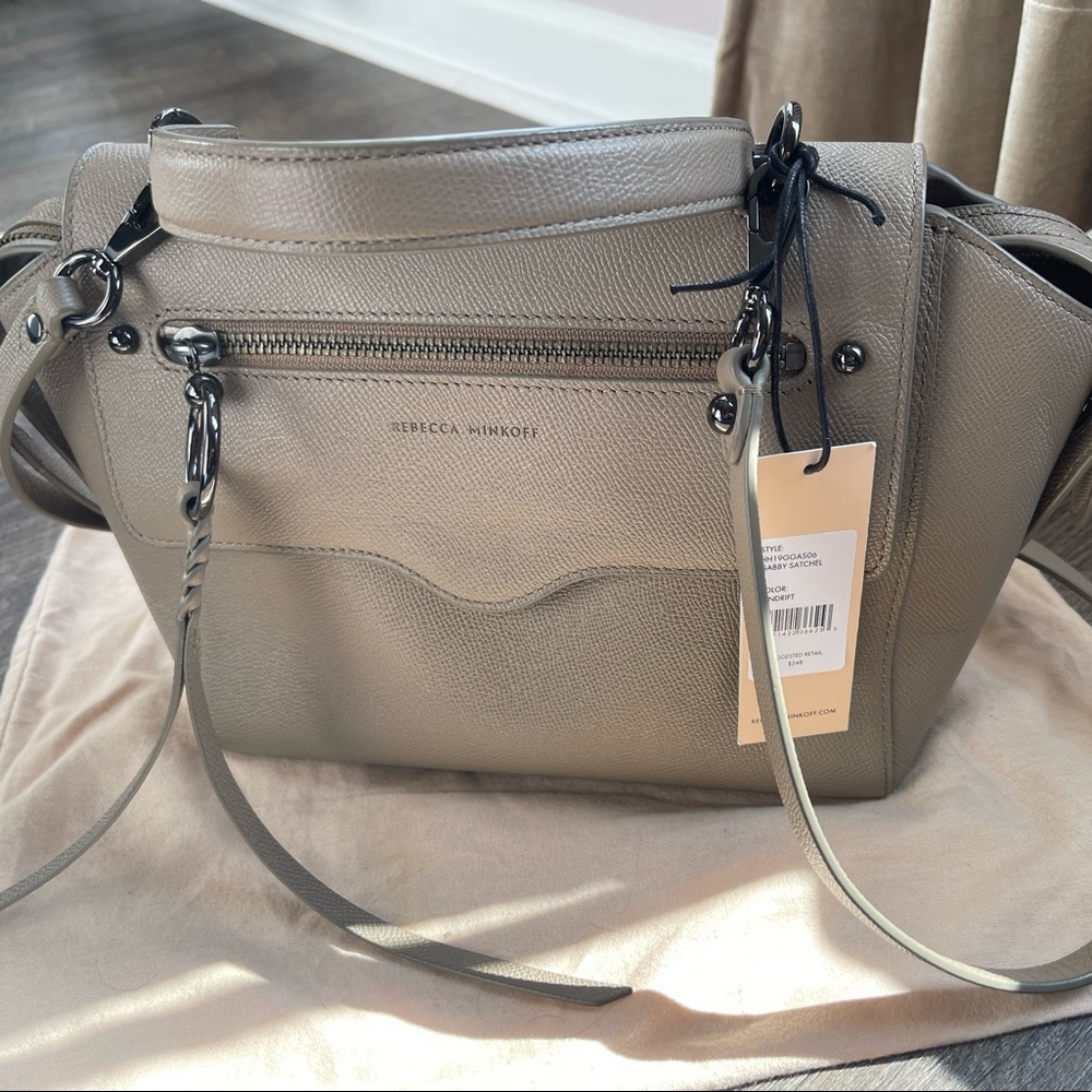 Beautiful Rebecca Minkoff satchel bag in very good condition